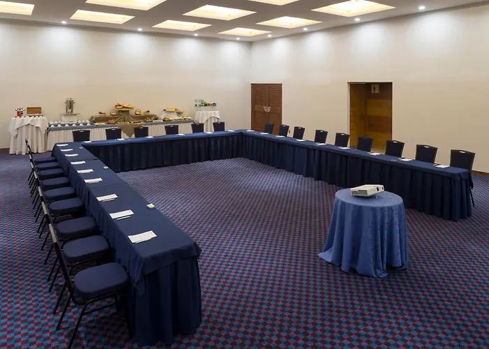 Camino Real Pedregal Hotel