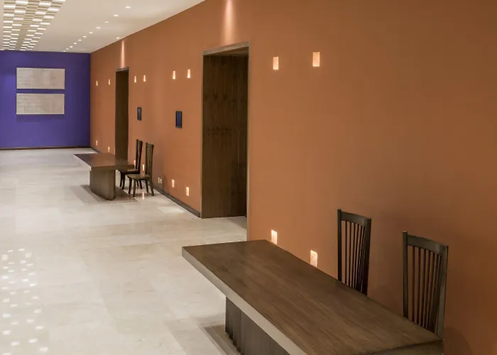 Camino Real Pedregal Hotel 5*